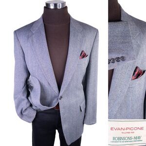 Evan Picone Blue Herringbone Wool Blend Two Button Two Piece Suit Size: 42R